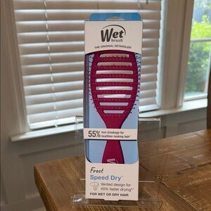 Wet Brush Frost Speed Dry Hair Brush - NWOT
